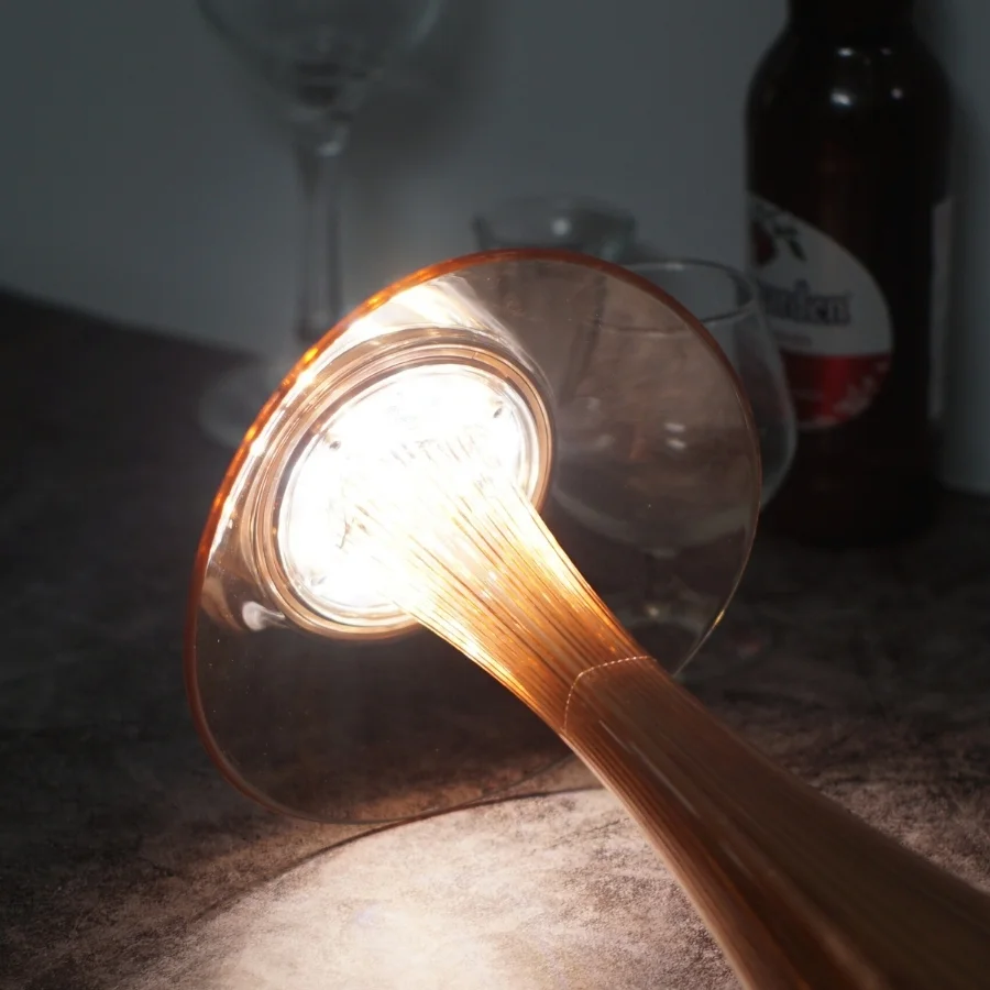 Đèn Bàn Trang Trí Nhà Hàng, Quán Bar HUTA Light For Life Mã ET1