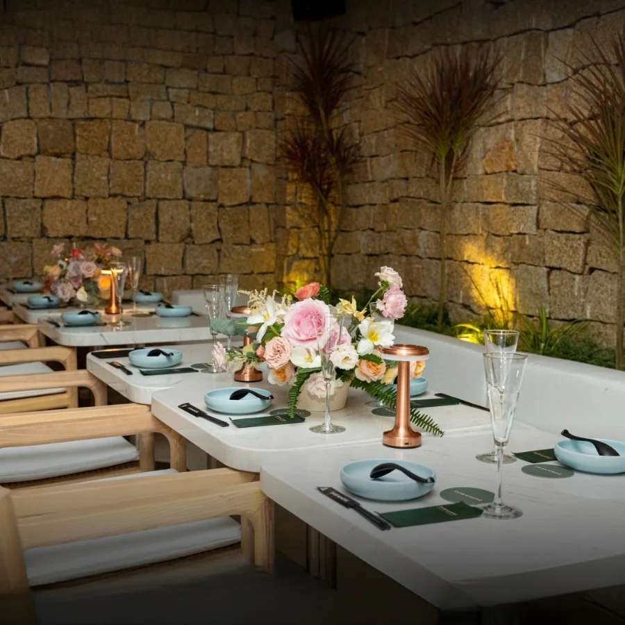 Đèn Bàn Trang Trí Quán Bar, Nhà Hàng HUTA Light For Life Mã RESDIA1